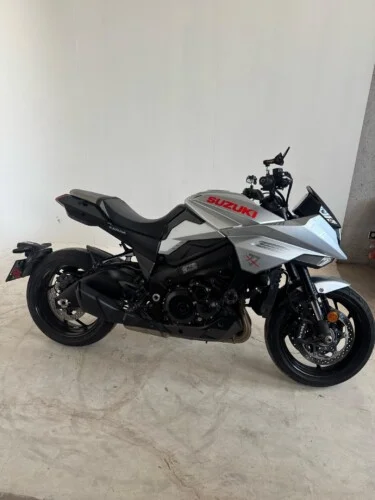 SUZUKI KATANA 2020